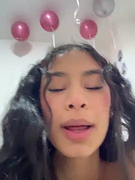 Anniie  Evans online show from 10/28/25, 02:45