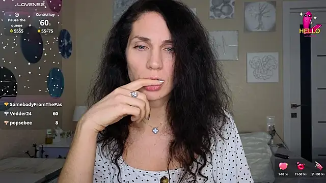 mylady xenia online show from 03/06/25, 12:43