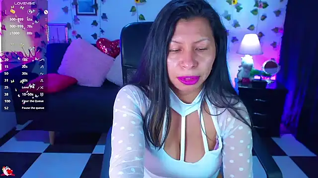 Snapshot of AbbyPrincessAGT chatting on 05/29/26, 11:22 AbbyPrincessAGT online show from 05/29/26, 11:22