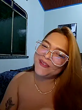 Snapshot of GoddessChaar chatting on 04/02/26, 01:46 GoddessChaar online show from 04/02/26, 01:46