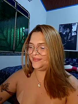Snapshot of GoddessChaar chatting on 04/03/26, 11:00 GoddessChaar online show from 04/03/26, 11:00