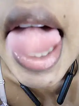 Ashugril hot online show from 12/15/25, 04:18