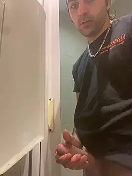 mikekmi21 online show from 02/22/25, 01:02