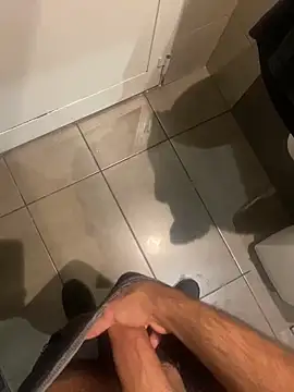 mikekmi21 online show from 02/20/25, 12:36