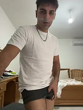 mikekmi21 online show from 10/10/25, 01:01