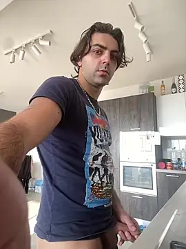 mikekmi21 online show from 02/21/25, 02:48