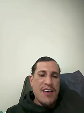 Snapshot of hekitor chatting on 02/19/26, 03:03 hekitor online show from 02/19/26, 03:03