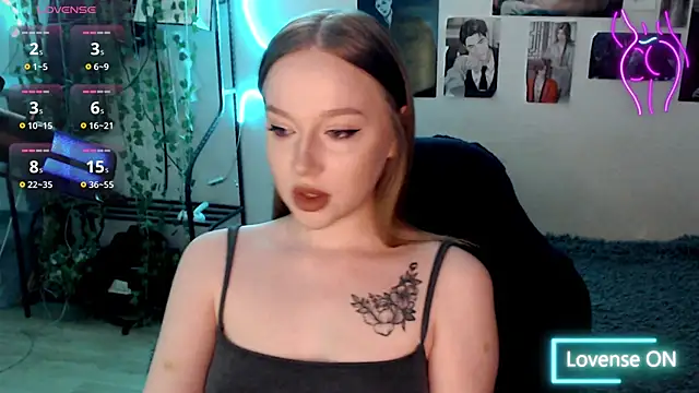 Snapshot of lissallor_ chatting on 02/20/25, 11:32 lissallor online show from 02/20/25, 11:32