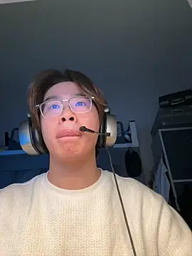 Snapshot of Anson0722 chatting on 12/03/25, 06:57 Anson0722 online show from 12/03/25, 06:57