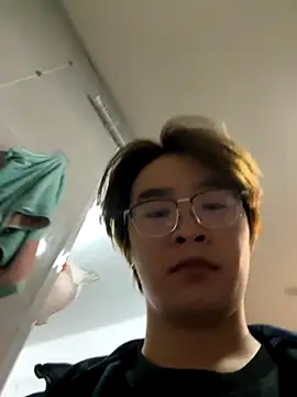 Snapshot of Anson0722 chatting on 11/14/25, 03:48 Anson0722 online show from 11/14/25, 03:48