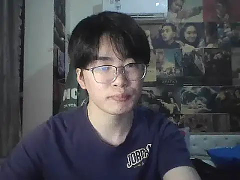 Snapshot of Anson0722 chatting on 03/13/25, 01:29 Anson0722 online show from 03/13/25, 01:29