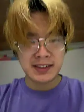 Snapshot of Anson0722 chatting on 10/29/25, 03:33 Anson0722 online show from 10/29/25, 03:33