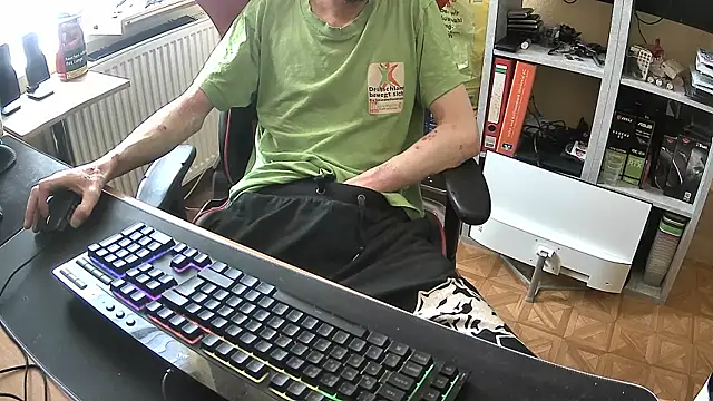 DerGeileLoveboy online show from 05/25/26, 01:32
