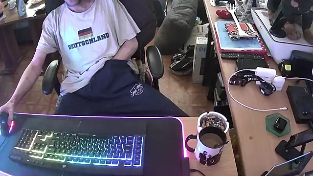 DerGeileLoveboy online show from 03/23/26, 07:08