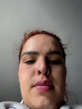 Anaroussew02 online show from 12/05/25, 07:23