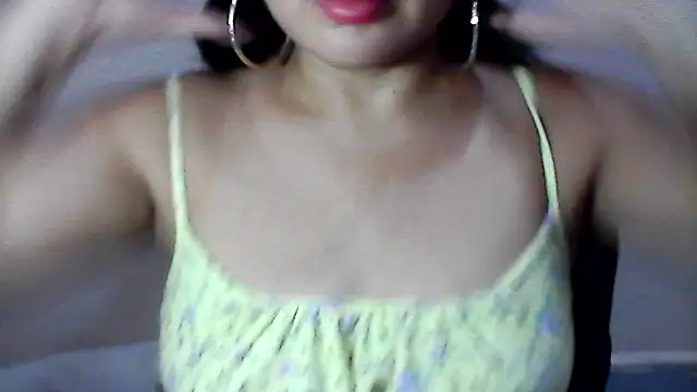 Snapshot of shashel5 chatting on 05/05/26, 10:35 shashel5 online show from 05/05/26, 10:35