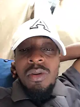 justyou2025 online show from 02/24/25, 10:37