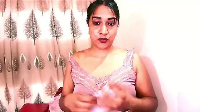 Indian Erotic69 online show from 01/14/26, 05:22