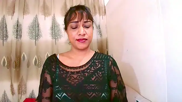 Snapshot of Indian_Erotic69 chatting on 06/15/26, 05:18 Indian Erotic69 online show from 06/15/26, 05:18