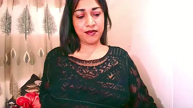 Snapshot of Indian_Erotic69 chatting on 05/23/26, 05:28 Indian Erotic69 online show from 05/23/26, 05:28