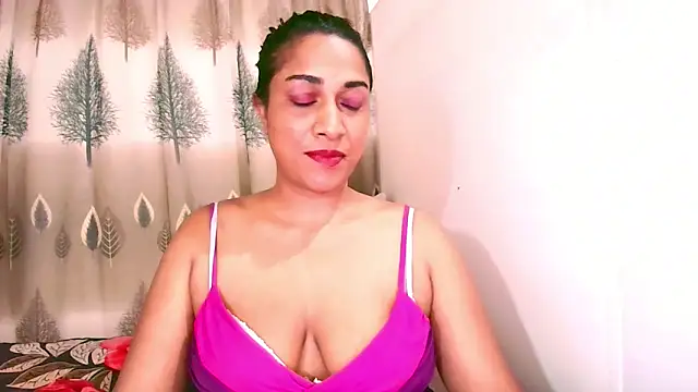 Snapshot of Indian_Erotic69 chatting on 05/14/26, 08:11 Indian Erotic69 online show from 05/14/26, 08:11