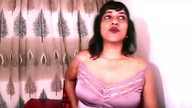 Indian Erotic69 online show from 12/17/25, 04:50