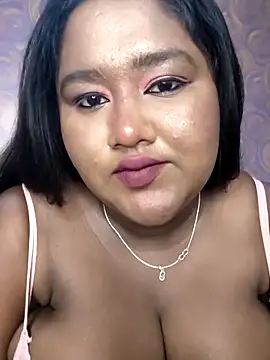 Snapshot of horny_diana chatting on 06/18/26, 04:45 horny diana online show from 06/18/26, 04:45