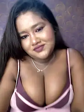 Snapshot of horny_diana chatting on 06/24/26, 05:33 horny diana online show from 06/24/26, 05:33