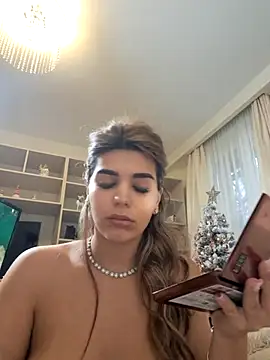 Bella Posh online show from 12/20/25, 06:38