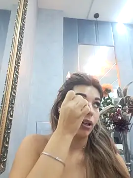 Bella Posh online show from 10/21/25, 04:34