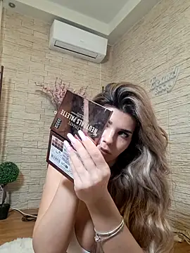 Bella Posh online show from 02/15/26, 12:15