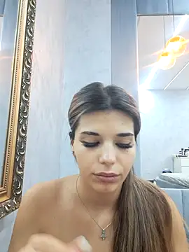 Bella Posh online show from 10/27/25, 05:19