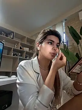 Bella Posh online show from 01/13/26, 07:23