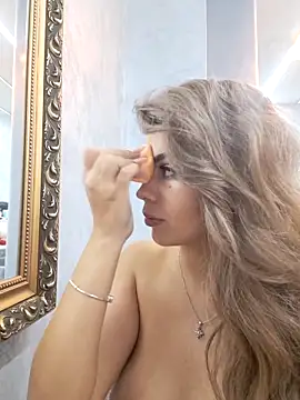 Bella Posh online show from 11/23/25, 09:19