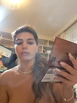 Bella Posh online show from 12/22/25, 07:08