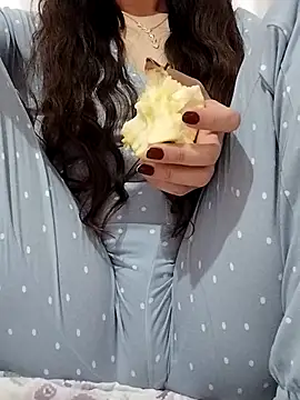 BUSE8821 online show from 12/01/25, 02:29