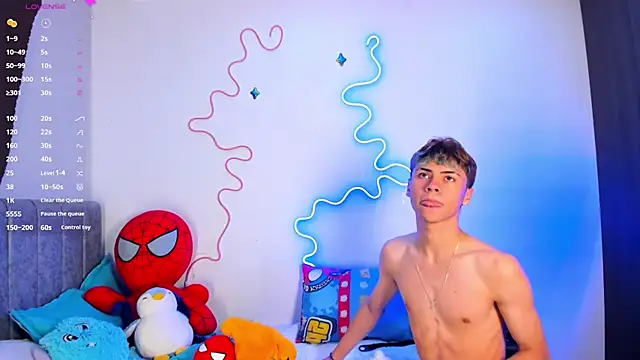 callum 77 online show from 10/15/25, 08:11