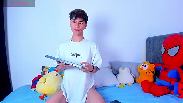 callum 77 online show from 01/14/26, 04:05