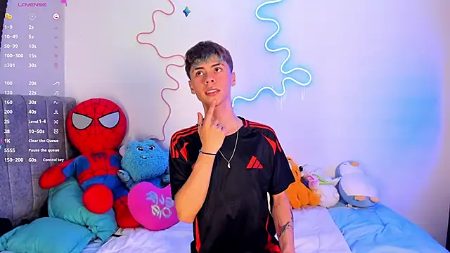 callum 77 online show from 10/08/25, 04:14