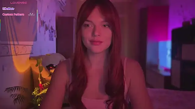 CherryRed Girl online show from 06/02/26, 10:43