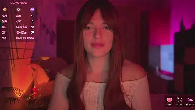 CherryRed Girl online show from 04/16/26, 09:39