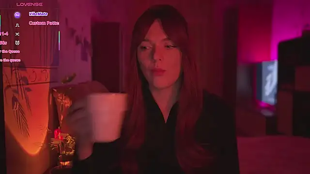 CherryRed Girl online show from 03/15/26, 09:11