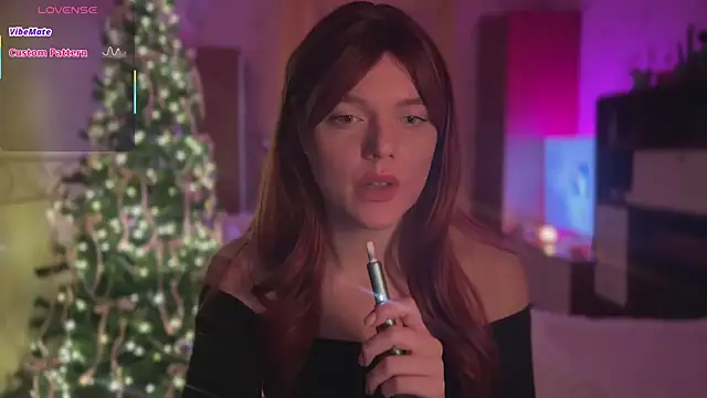 CherryRed Girl online show from 01/13/26, 11:52