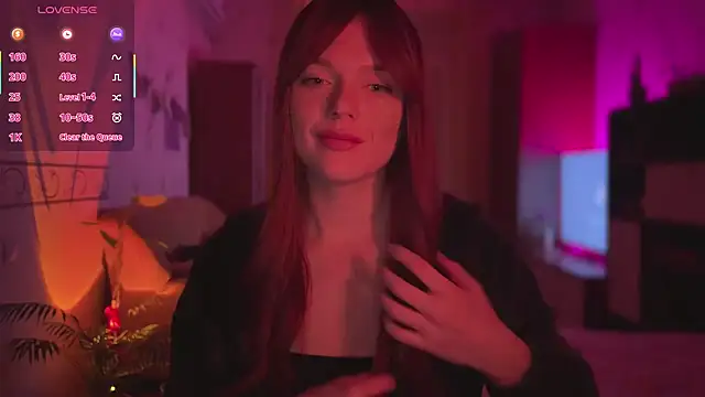 CherryRed Girl online show from 04/15/26, 07:58