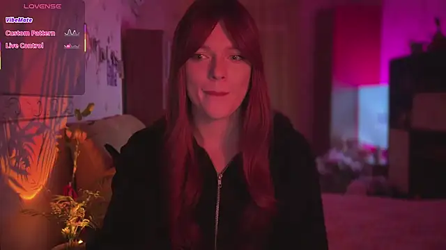 CherryRed Girl online show from 02/15/26, 09:03