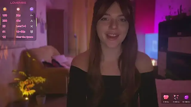 CherryRed Girl online show from 11/24/25, 08:53