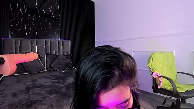 Ibbiebennett online show from 02/26/25, 01:57