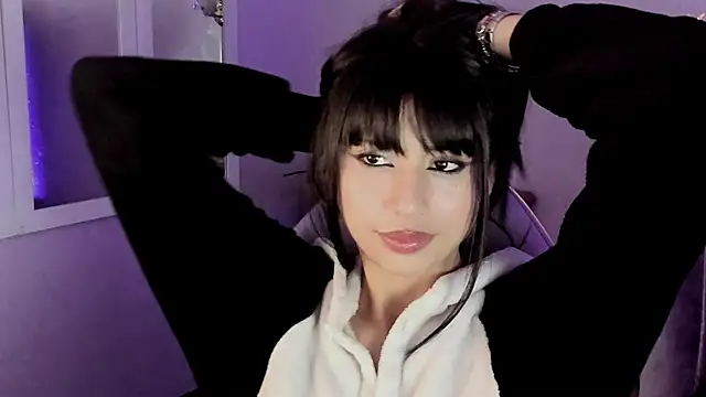 Seren Bleck online show from 10/15/25, 01:48
