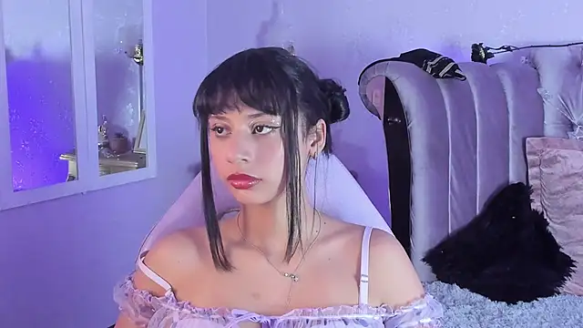 Seren Bleck online show from 10/24/25, 01:59