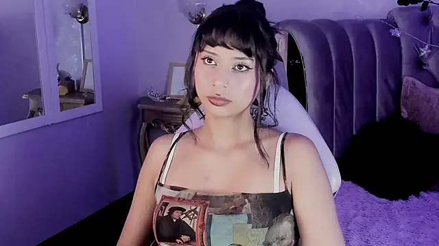 Seren Bleck online show from 10/17/25, 02:26